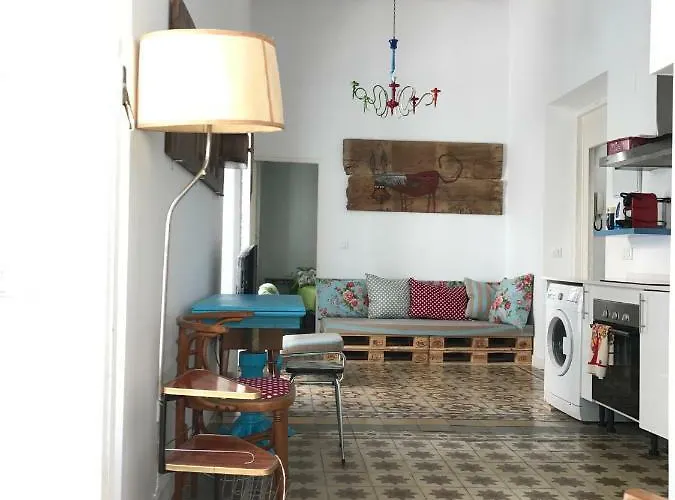 Apartamentos La Selva Apartment